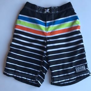EUC 77Kids boys swim board shorts